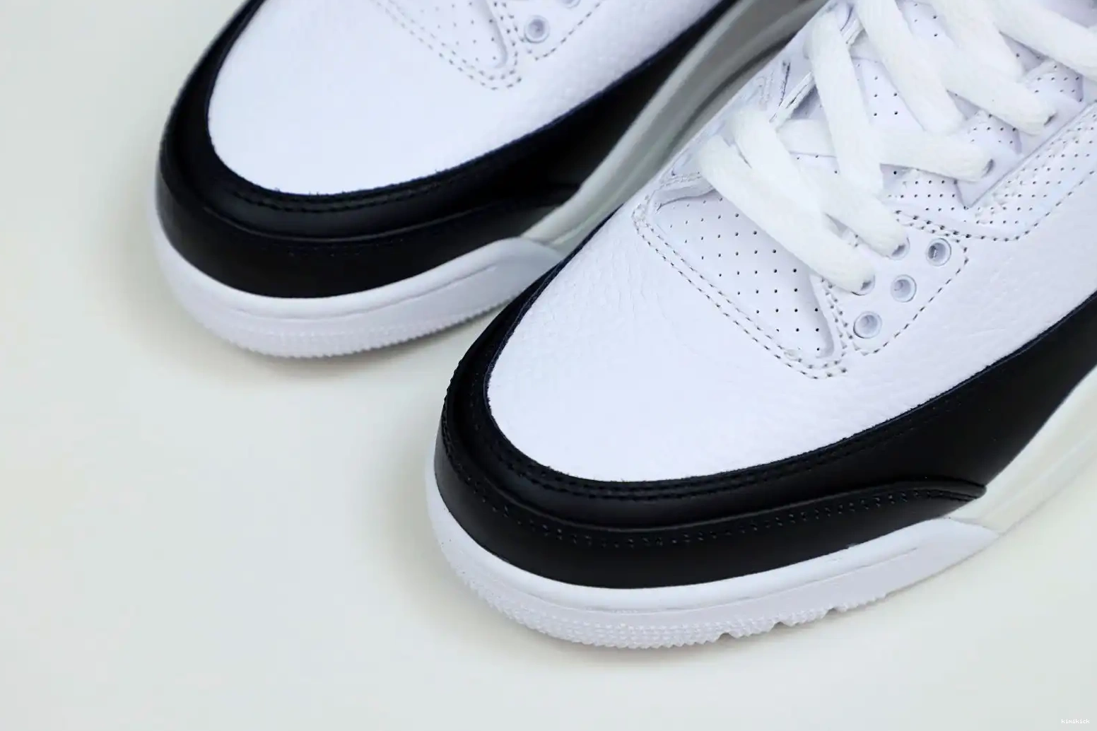 SP 'WHITE' JORDAN 3 Kimikick AIR RETRO DESIGN FRAGMENT X 0414